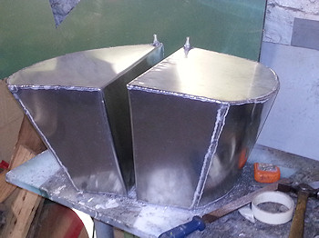 Pair of new aluminium fuel tanks