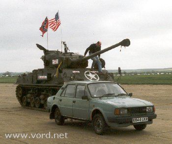 SHerman tank appears behind Skoda