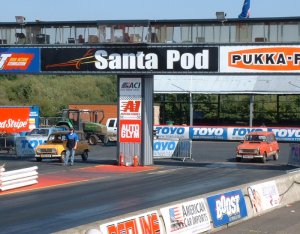 Renault 4s at Santa Pod